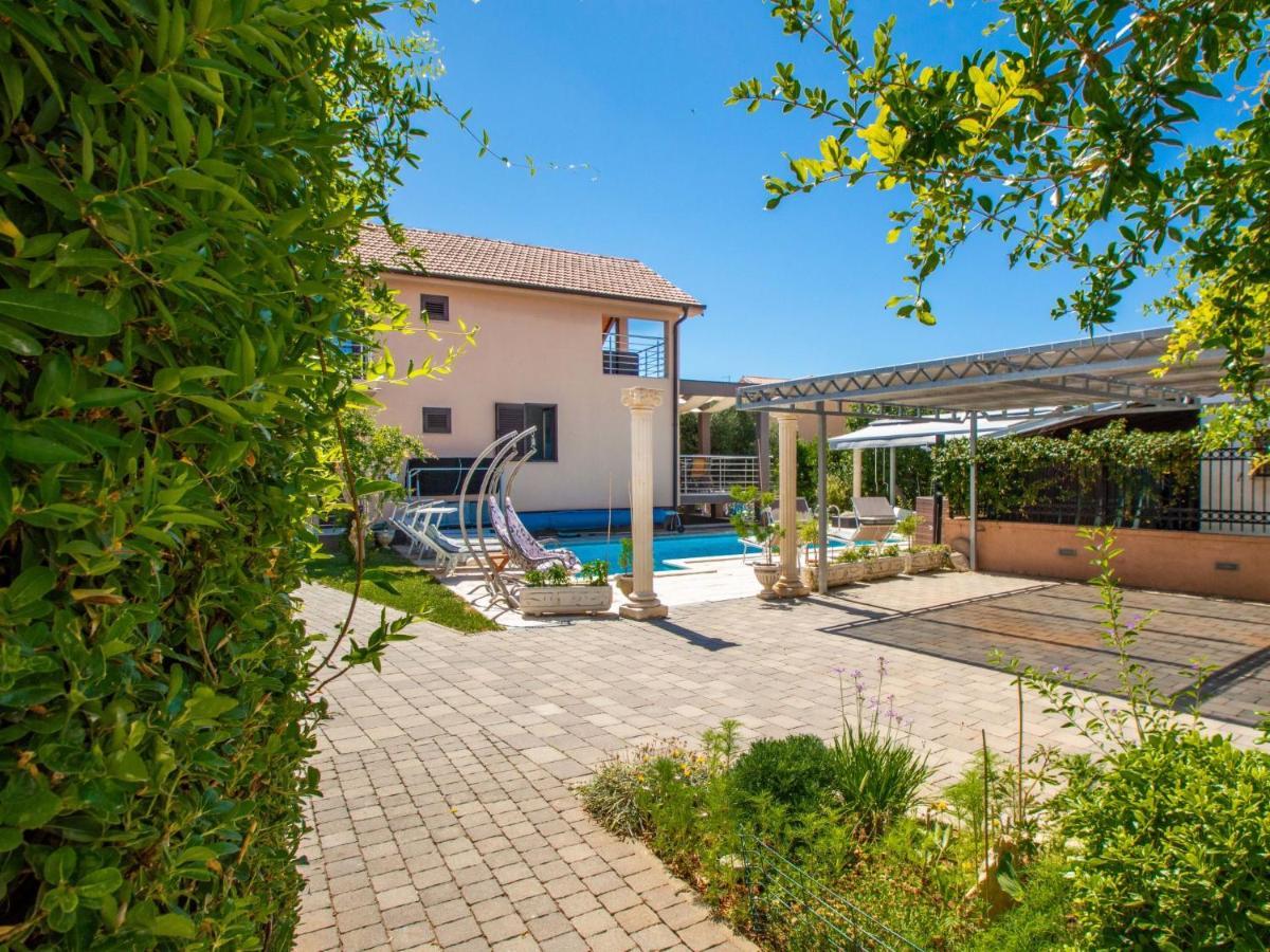 Holiday Home Slava I Oksana By Interhome Tribunj  Bagian luar foto